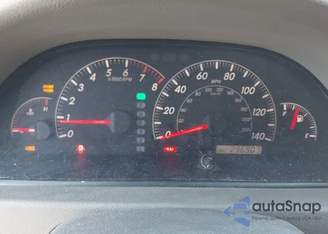 2005 Toyota Camry Le z USA, uszkodzony, nr VIN 4T1BE32K55U404868